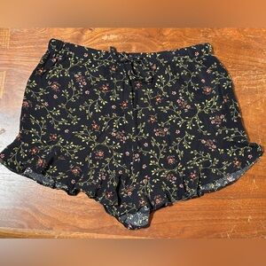 Lulu's Black Floral shorts